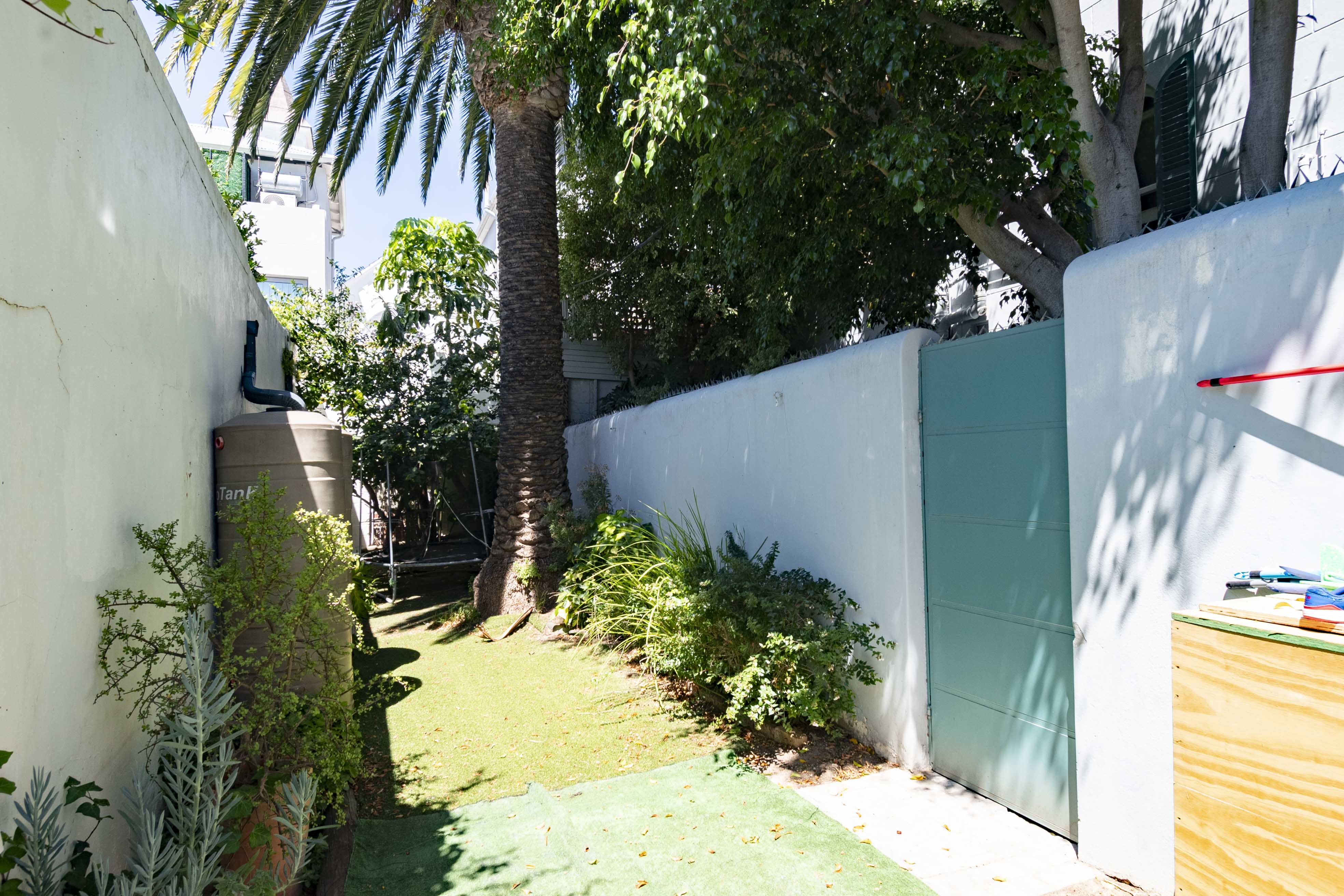 3 Bedroom Property for Sale in Green Point Western Cape